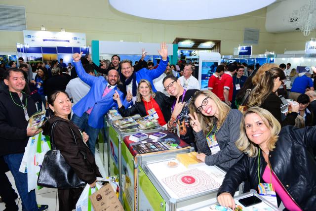 Mais de 6 mil pessoas participaram do Festival de Turismo das Cataratas - Foto Marcos Labanca